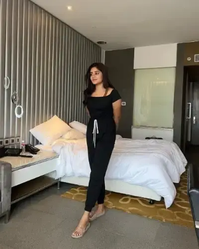 Call Girls Mahoba Cash On Delivery